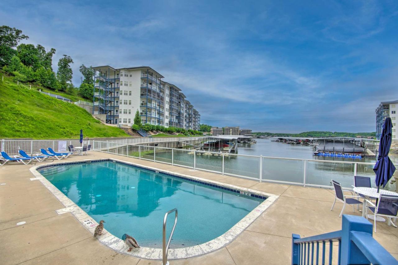 Breezy Lake Ozark Escape Dock, Slip And Pool! Apartment Exterior photo