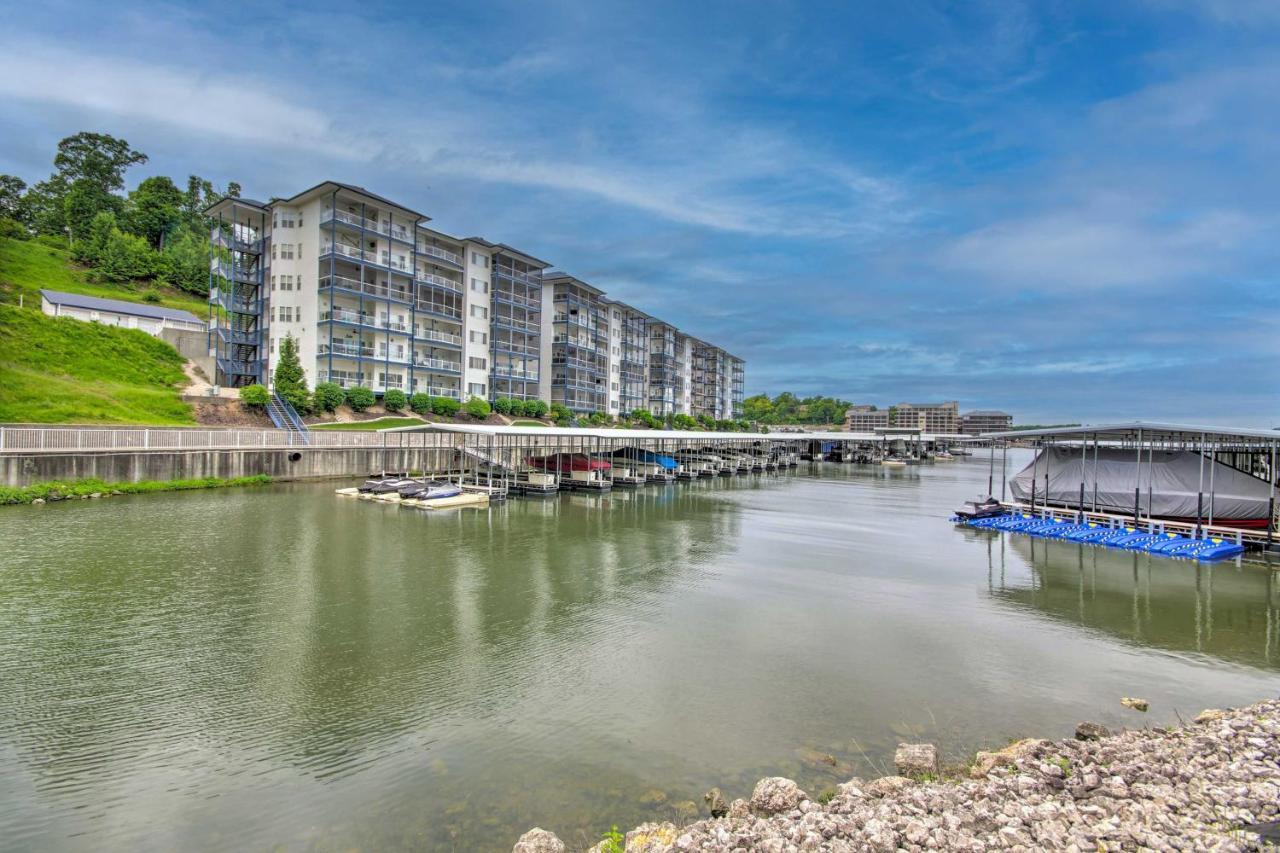 Breezy Lake Ozark Escape Dock, Slip And Pool! Apartment Exterior photo